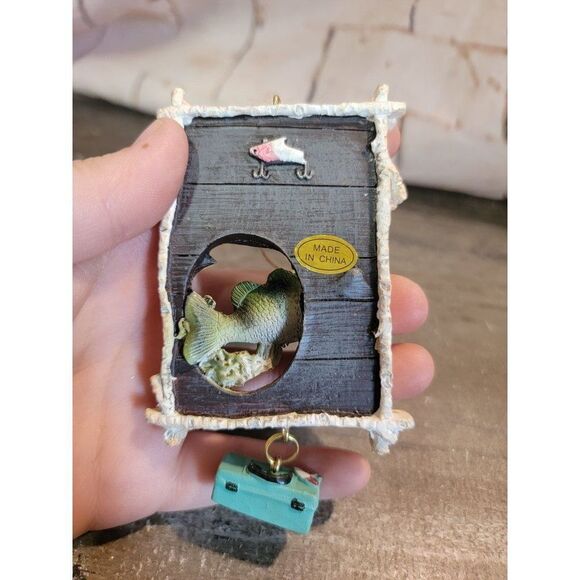 Welcome to God's Country Fisherman Heaven bass ornament Xmas decor - Picture 3 of 3